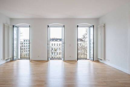 Licht, Charme und Südterrasse: Wohnung mit Weitblick am Viktoriapark - Berlin Kreuzberg