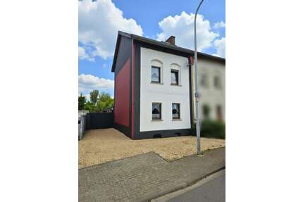 Haus zum Kaufen in Heinsberg 179.000,00 € 160 m²
