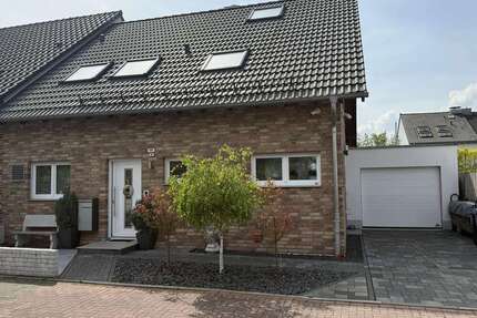 Haus zum Kaufen in Langenfeld 890.000,00 € 160 m²