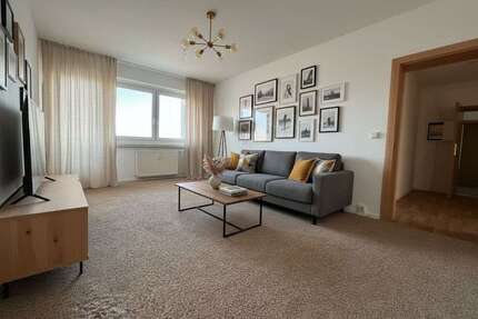 Wohnung zum Mieten in Plauen 367,50 € 69.3 m²