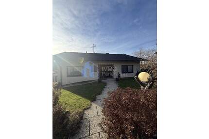 Gepflegtes Einfamilienhaus in sehr ruhiger Lage von Calden-Meimbressen - Calden / Meimbressen