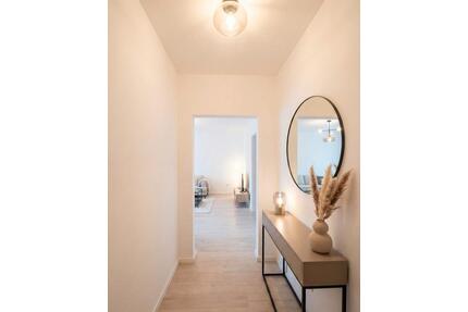 Sanierte 2,5 Zimmer Wohnung mit EBK ab 01.05. in Bielefeld