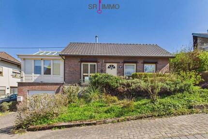 Wohnen im Grünen: Haus mit Wintergarten, großem Grundstück und viel Gestaltungsspielraum - Utscheid