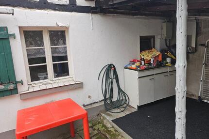 Kleines Häuschen zu vermieten - 1.200,00&nbsp;EUR Kaltmiete, ca.&nbsp; 80,00&nbsp;m&sup2; in Bonn (PLZ: 53225) Beuel-Mitte
