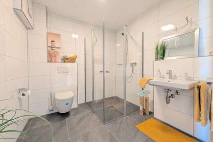 Wohnung zum Kaufen in Issum 275.200,00 € 64 m²