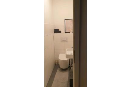 3 Zimmer Wohnung zu vermieten - 900,00&nbsp;EUR Kaltmiete, ca.&nbsp; 73,00&nbsp;m&sup2; in Neckartenzlingen (PLZ: 72654)