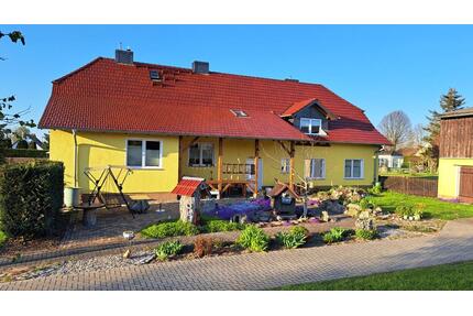 vermiete Wohnung im Doppelhaus - 665,00&nbsp;EUR Kaltmiete, ca.&nbsp; 84,00&nbsp;m&sup2; in Prenzlau (PLZ: 17291)