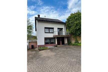 Haus zum Kaufen in Mondorf 139.000,00 € 150 m²