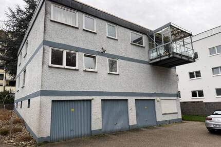 Moderne Praxisräume in beliebter Lage von Saarbrücken mit Garage und Stellplätzen