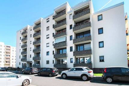 1-Zimmer-Apartment mit Loggia in zentraler Lage - Frankfurt am Main Sossenheim