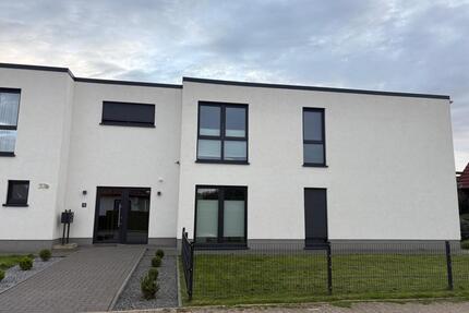Haushälfte mit Einbauküche - 1.600,00&nbsp;EUR Kaltmiete, ca.&nbsp; 120,00&nbsp;m&sup2; in Nordenham (PLZ: 26954)