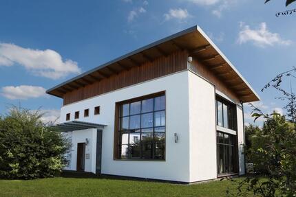 Wohnhaus Gewerbe - 599.000,00&nbsp;EUR Kaufpreis, ca.&nbsp; 180,00&nbsp;m&sup2; in Detmold (PLZ: 32756)