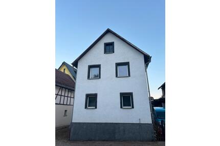 Haus zum Verkauf - 50.000,00&nbsp;EUR Kaufpreis, ca.&nbsp; 120,00&nbsp;m&sup2; in Dermbach (PLZ: 36466)