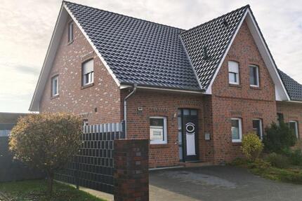 Moderne Doppelhaushälfte - 145m² - Bj. 2012 - KfW 70 - Hamburg Wandsbek