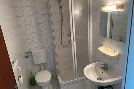 Dockweiler: Einzimmerwohnung - 375,00&nbsp;EUR Kaltmiete, ca.&nbsp; 32,00&nbsp;m&sup2; in Mehren (PLZ: 54552)