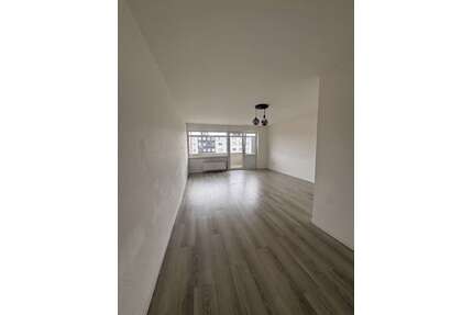 Wohnung zum Mieten in Übach-Palenberg 581,00 € 83 m²