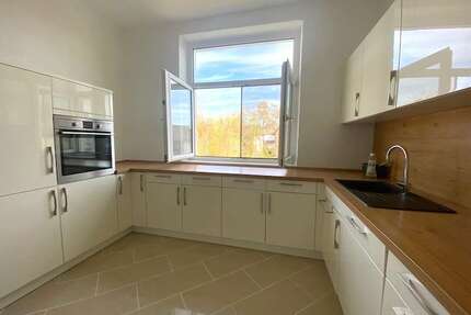 Wohnung zum Kaufen in Ludwigshafen am Rhein 329.000,00 € 106.77 m²