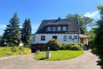 Haus zum Kaufen in Bad Sachsa 259.000,00 € 219 m²