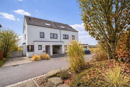 Haus zum Mieten in Holzgerlingen 3.633,00 € 160 m²