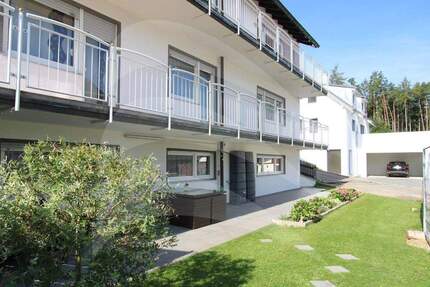 Großzügiges Mehrgenerationenhaus, naturnah und ruhig gelegen! - Altdorf-Pfettrach