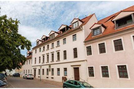 3-Raum-Altbauwohnung mit Balkon und Aufzug im Oschatzer Zentrum