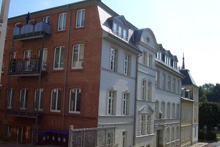 Geräumige 3-Raum Wohnung mit Balkon an der Herressener Promenade - Apolda