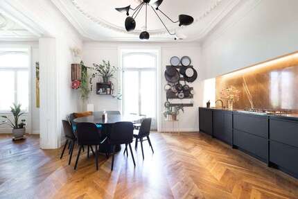 Wohnung zum Kaufen in Frankfurt 1.895.000,00 € 159 m²