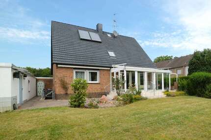 Haus zum Kaufen in Dormagen Hackenbroich 380.000,00 € 170.22 m² - Dormagen / Hackenbroich