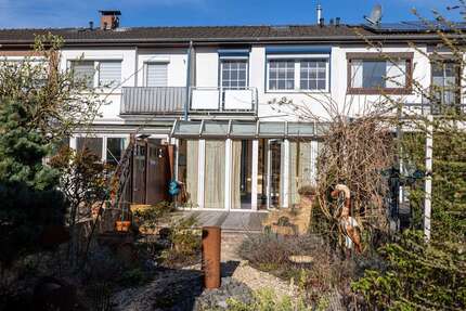 Haus zum Kaufen in Delmenhorst 247.000,00 € 90 m²