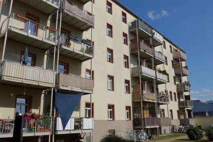 Wohnung zum Kaufen in Dresden 214.000,00 € 82.3 m²