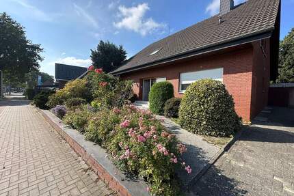 ***BÜSCHER IMMOBILIEN*** RESERVIERT!! Sehr geräumiges Einfamilienhaus mit Einliegerwohnung, Vollkeller & Garage in guter Wohnlage von Epe - Gronau
