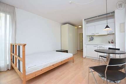 Wohnung zum Mieten in Stuttgart 830,00 € 24 m²