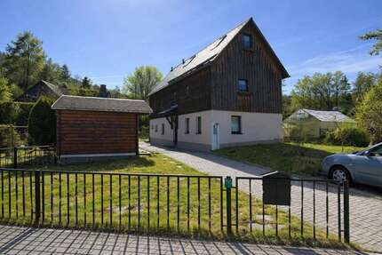 Haus zum Kaufen in Schwarzenberg 149.000,00 € 120 m²