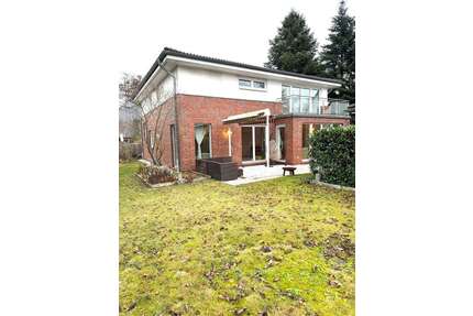 Haus zum Mieten in Hamburg 3.000,00 € 170 m²