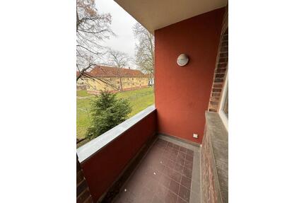 *SOFORT EINZIEHEN NAHE ZWENKAUER SEE* frisch renovierte 3-Raum-Wohnung mit Balkon