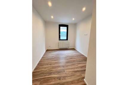 Wohnung zum Mieten in Stuttgart 460,00 € 14 m²