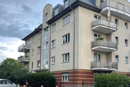 Helle,Gepflegte Voll Möblierte 2-Zimmer-Wohnung in Berlin-Pankow