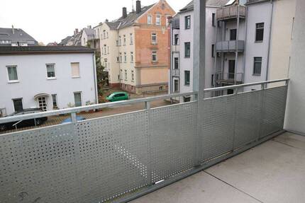 TOP-Whg. im 1.OG Laminat Balkon u.v.m. - Chemnitz Hilbersdorf