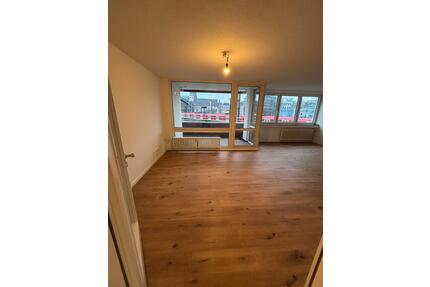 Der Ausblick sagt alles - 1.188,00&nbsp;EUR Kaltmiete, ca.&nbsp; 100,00&nbsp;m&sup2; in Köln (PLZ: 50668) Innenstadt