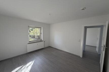 Breslauer Straße 28, Thiede | Charmante 3-Zimmer-Wohnung in Top-Lage – Frisch renoviert & ideal für Pendler! - Salzgitter Ortschaft Ost