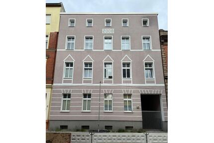 5 WE Mietshaus zu verkaufen - 345.000,00&nbsp;EUR Kaufpreis, ca.&nbsp; 265,00&nbsp;m&sup2; in Rathenow (PLZ: 14712)