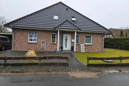 Wohnhaus zu vermieten - 1.400,00&nbsp;EUR Kaltmiete, ca.&nbsp; 220,00&nbsp;m&sup2; in Stapel (PLZ: 25879)