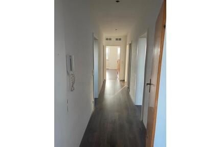 Neu renovierte 3 Zimmer Wohnung zum Verkauf - Leverkusen