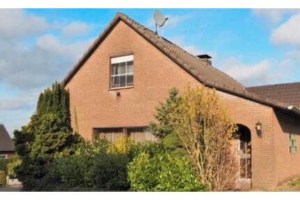 Haus zu verkaufen - 175.000,00&nbsp;EUR Kaufpreis, ca.&nbsp; 130,00&nbsp;m&sup2; in Kleve (PLZ: 47533)