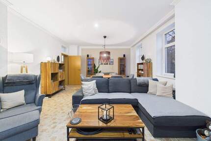 Exklusive 4-Zimmer-Etagenwohnung mit moderner Ausstattung und großzügigem Dachboden - Jetzt zum Kauf - Barsinghausen Hohenbostel