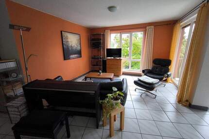 Provisionsfrei: Helle 2-Zimmer-Wohnung in begehrter Lage nahe Karlsruhe - Stutensee-Büchig Blankenloch