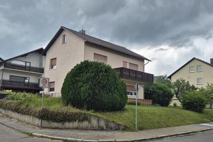Einfamilienhaus mit Nebengebäude zum Kauf - - Kraichtal