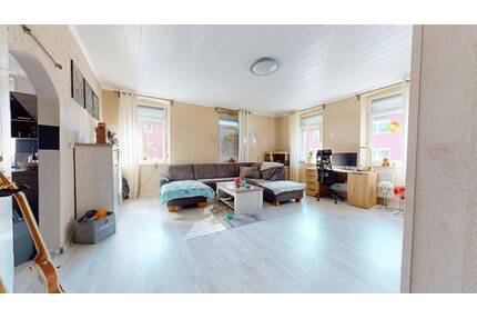 +++Großzügiges, lichtdurchflutetes 3-Familienhaus mit Südterrasse, Garage und Hof im Ortszentrum+++ - Lemberg