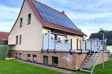 Haus zum Kaufen in Zettemin 210.000,00 € 119.5 m²