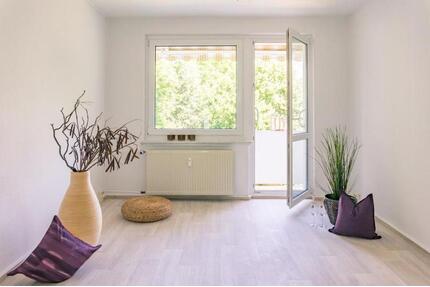 Balkonwohnung nahe Stadtpark - 242,00&nbsp;EUR Kaltmiete, ca.&nbsp; 58,45&nbsp;m&sup2; in Chemnitz (PLZ: 09120) Helbersdorf